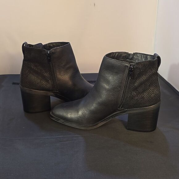 CROWD VINTAGE TWO-SIDE ALMOND TOE SLIP-ON WOMEN"S ANKLE BOOT - Picture 10 of 15